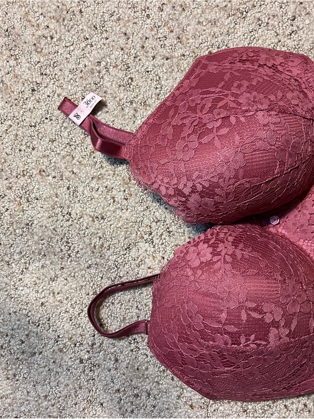 Victoria's Secret Lace Push-Up Bra in Mauve Pink